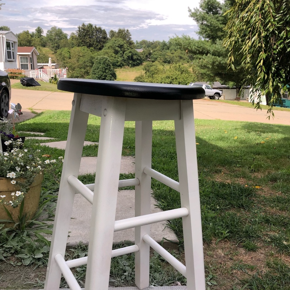 Stool - Picture 2 of 2